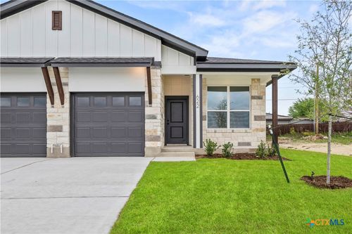 622 Campus St, Troy, TX, 76579-2884 | Card Image