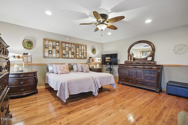 1124 Elizabethton Hwy, House other with 3 bedrooms, 3 bathrooms and null parking in Bluff City TN | Image 16