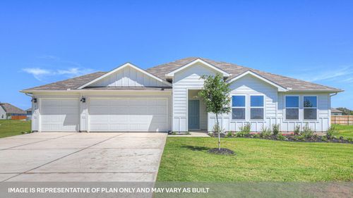363 Barron Estate Dr, Lockhart, TX, 78644-5304 | Card Image