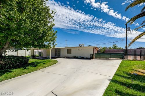2748 Del Mar Pl, Las Vegas, NV, 89169-1608 | Card Image