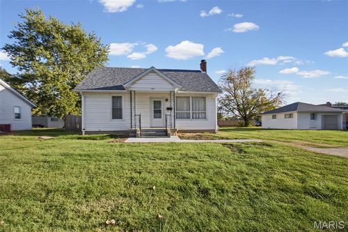 414 E Spruce Street, Jerseyville, IL, 62052 | Card Image