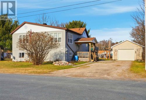 11 John St, Iron Bridge, ON, P0R1H0 | Card Image