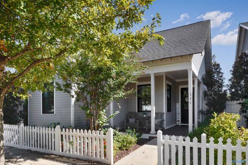 111 Lombard St, Madison, AL, 35756-5900 | Card Image