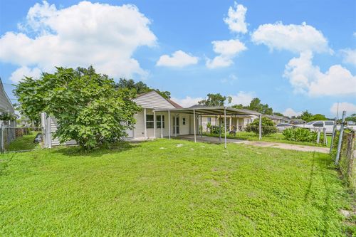 538 Pecan Dr, South Houston, TX, 77587-5134 | Card Image