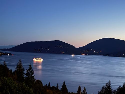 8664 Seascape Dr, West Vancouver, BC, V7W3J7 | Card Image