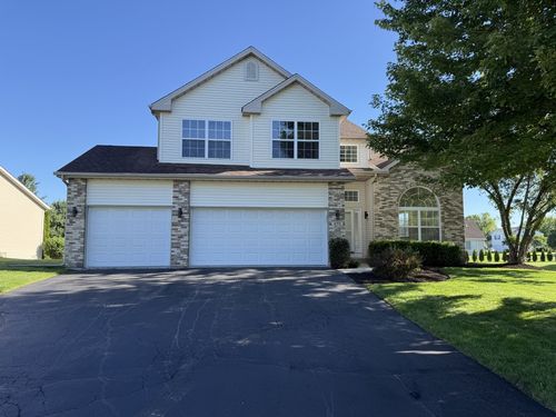 470 Prairie Knoll Dr, Poplar Grove, IL, 61065-7817 | Card Image