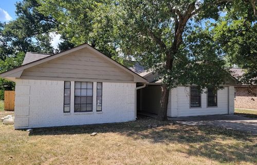 1100 Hardwood Ln, College Station, TX, 77840-3638 | Card Image