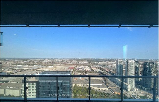 4912 - 7890 Jane St, Condo with 2 bedrooms, 2 bathrooms and null parking in Concord ON | Image 8