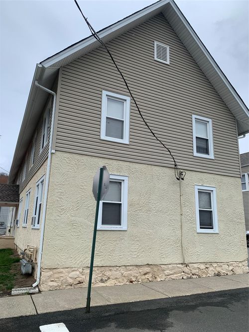 32 Mountain Ave, Hillburn, NY, 10931-1220 | Card Image