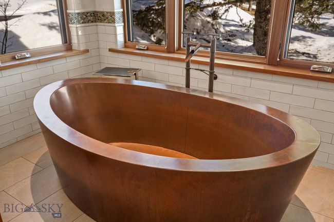 7180 Tepee Ridge Rd, House other with 3 bedrooms, 3 bathrooms and null parking in Bozeman MT | Image 46
