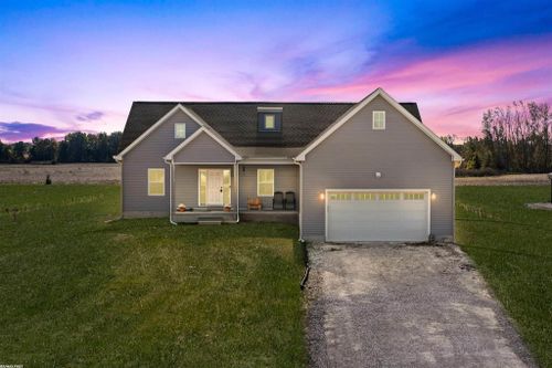 7070 Dryden Road, Almont Twp, MI, 48003 | Card Image