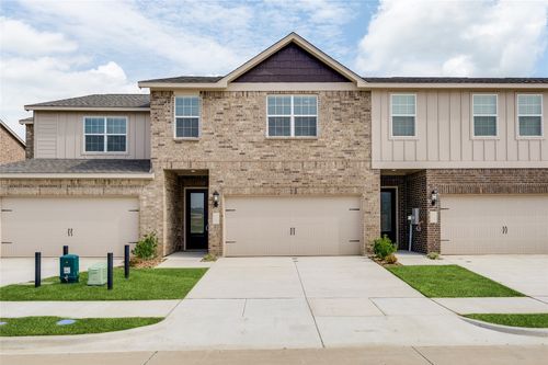 407 Mbs Way, Pilot Point, TX, 76258-1728 | Card Image