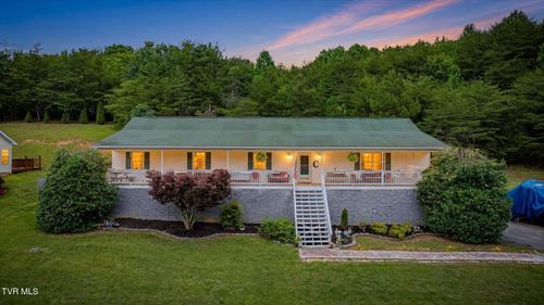 437 Neal Dr, Bluff City, TN, 37618-2766 | Card Image