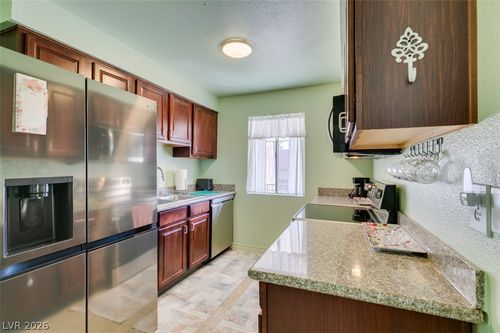 unit-372-5060 Indian River Dr, Las Vegas, NV, 89103-6170 | Card Image