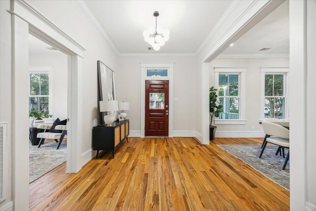 Grand entrance with high ceilings | Image 8