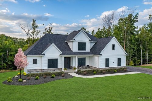 3863 Ridge Lea Rd, Buffalo, NY, 14228-2706 | Card Image