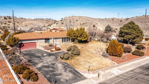 3303 Knudsen Ave, Farmington, NM, 87401-2012 | Card Image