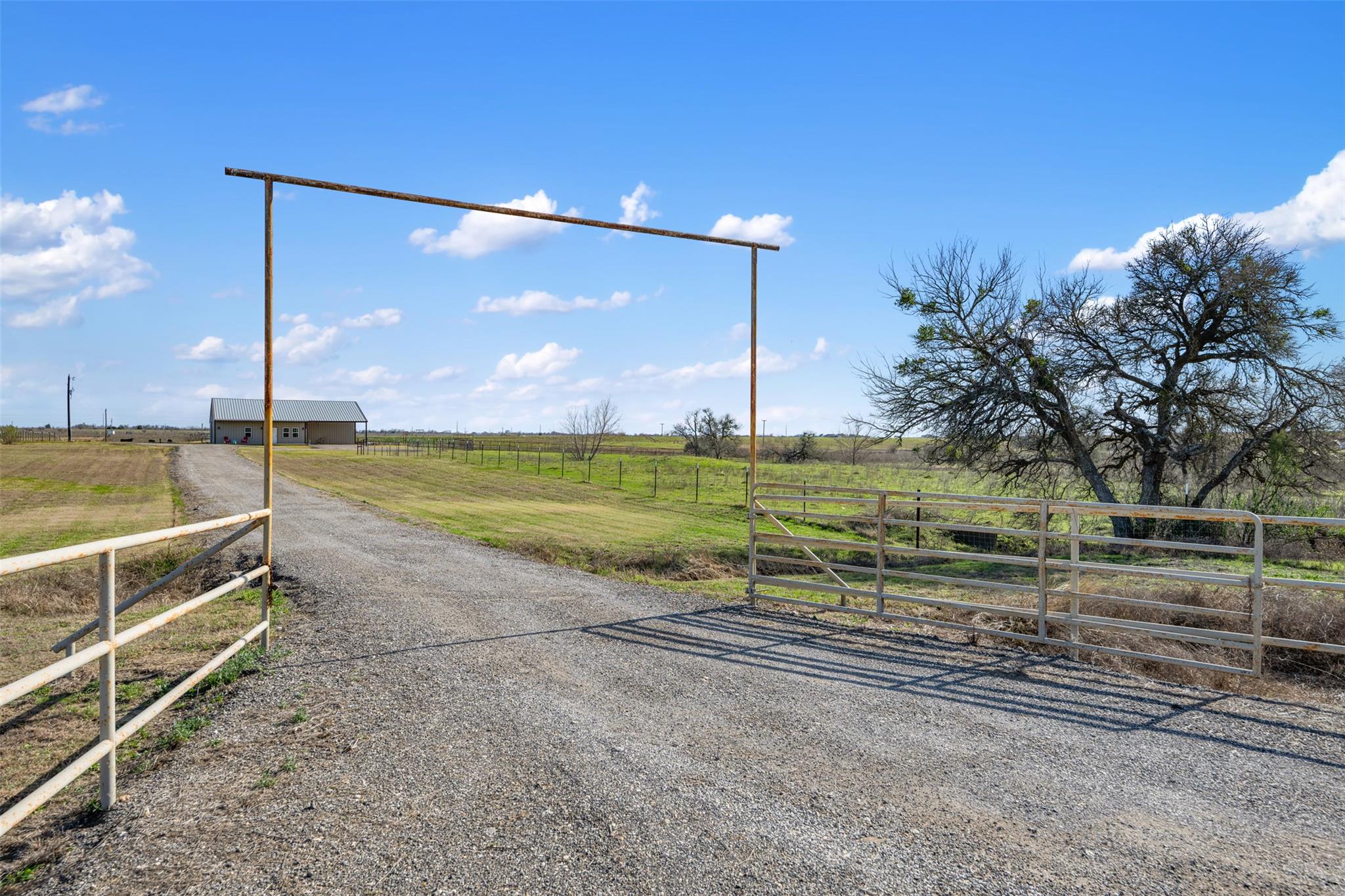 Farm in Elgin 5