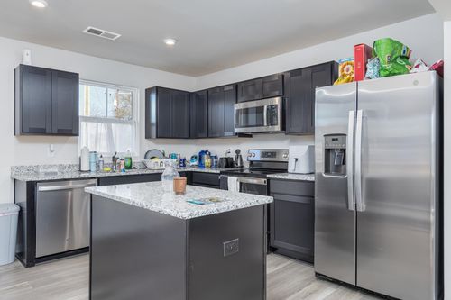 102 Verdant Leaf Way, Greenville, SC, 29617-1259 | Card Image