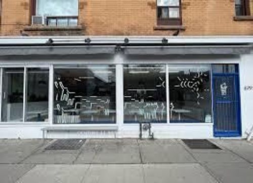 679 Lansdowne Ave, Toronto, ON, M6H3Y9 | Card Image