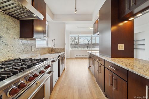 apt-4h-2727 Palisade Ave, Bronx, NY, 10463-1020 | Card Image