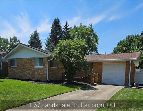 1137 Landsdale Dr, Fairborn, OH, 45324-5722 | Card Image