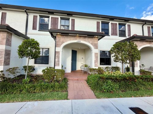 11445 W 33rd Ln, Hialeah, FL, 33018-2205 | Card Image