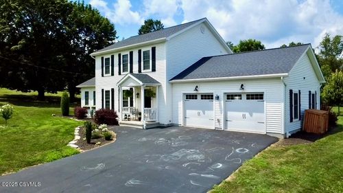 556 W Center St, Elysburg, PA, 17824-7115 | Card Image