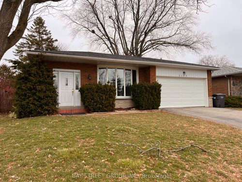 3195 Valmarie Ave, Mississauga, ON, L5C2A4 | Card Image