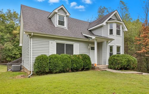 1307 Sun Valley Rd, Clarksville, TN, 37040-4372 | Card Image