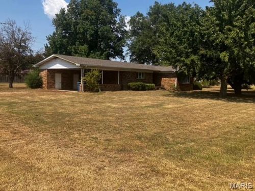 2101 Burge St, Malden, MO, 63863-1105 | Card Image