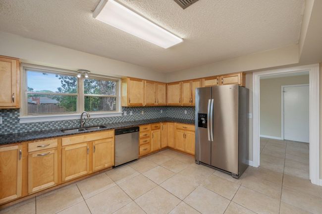 13-web-or-mls-11-birch-ave | Image 14