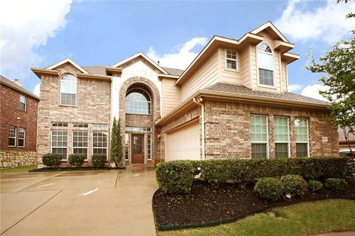 8613 Laughing Waters Trl, Mckinney, TX, 75070-6138 | Card Image