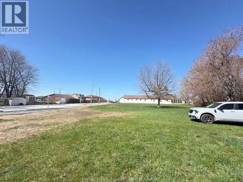 26 Robson Road, Leamington, ON, N8H2M9 | Card Image