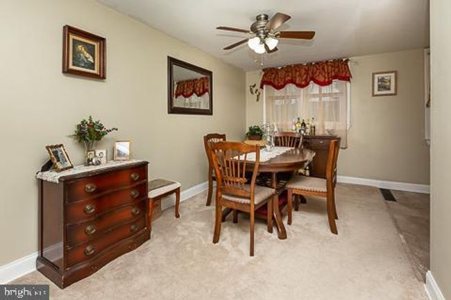 5207 Gramercy Dr, Townhouse with 3 bedrooms, 2 bathrooms and null parking in Clifton Hts PA | Image 8