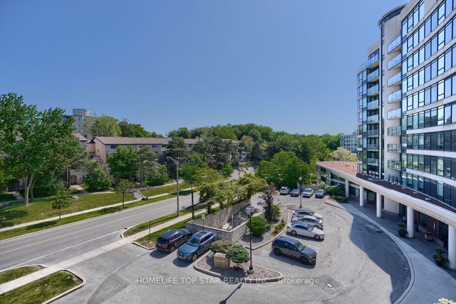 803 - 18 Valley Woods Rd, Condo with 2 bedrooms, 2 bathrooms and 1 parking in North York ON | Image 28