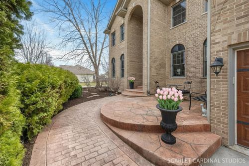 208 Amherst Ct, Oswego, IL, 60543-5202 | Card Image