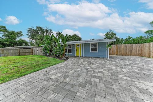 3138 Williamsburg St, SARASOTA, FL, 34231-7256 | Card Image