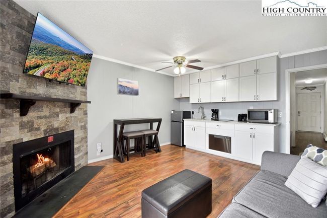 UNIT-3130 - 301 Pinnacle Inn Rd, Condo with 1 bedrooms, 1 bathrooms and null parking in Beech Mountain NC | Image 9