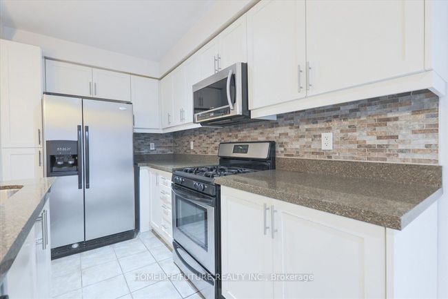 59 Stonewood St, House attached with 3 bedrooms, 3 bathrooms and 1 parking in Ajax ON | Image 14