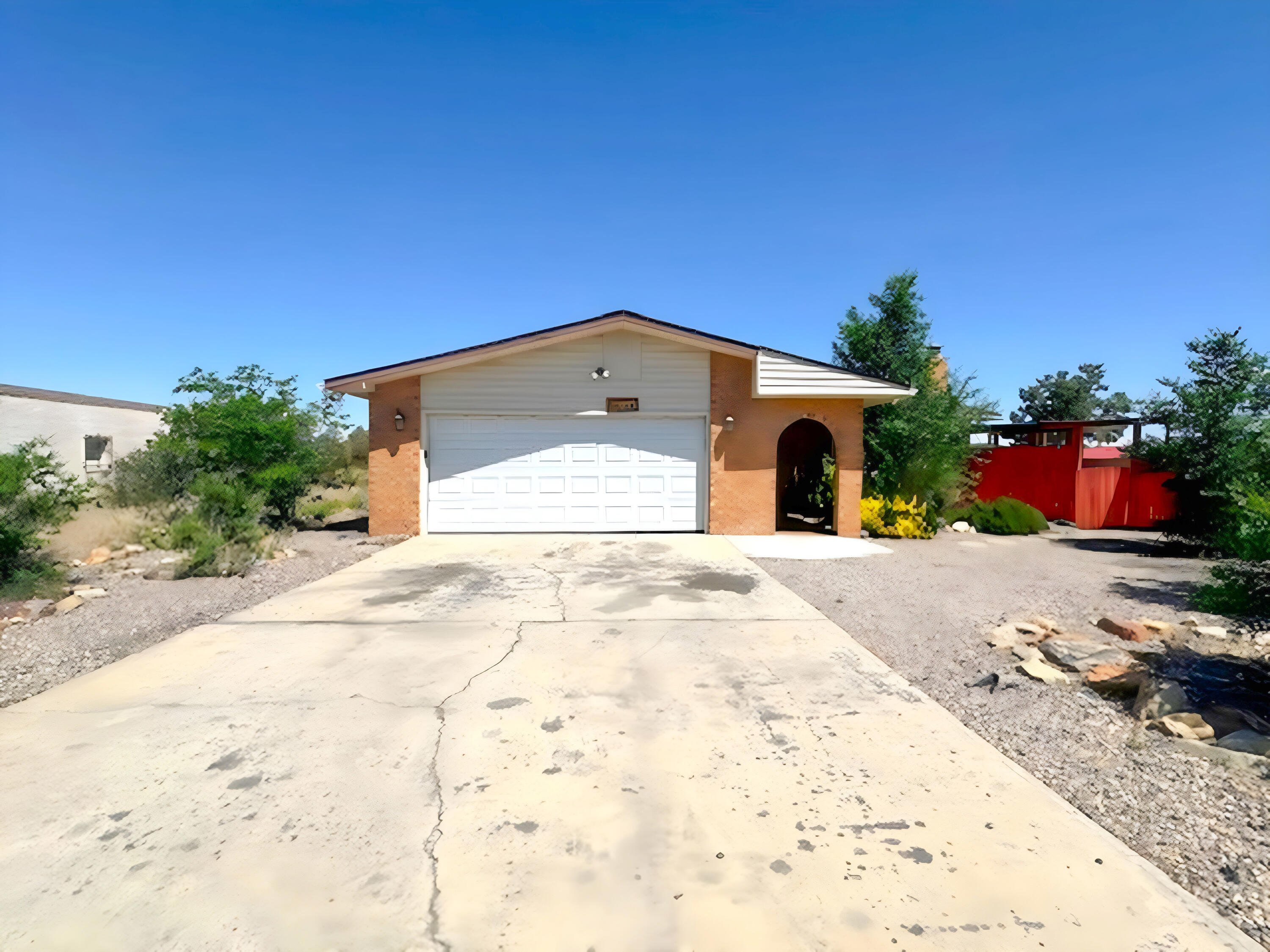 Montano Ct, Rio Communities, NM 87002