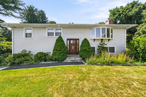 30 Harkin Rd, Carmel, NY, 10512-4058 | Card Image