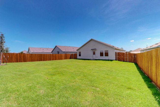 View of yard | Image 33