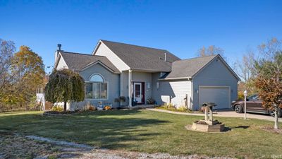 6060 County Road 39, House other with 4 bedrooms, 3 bathrooms and null parking in Auburn IN | Image 2