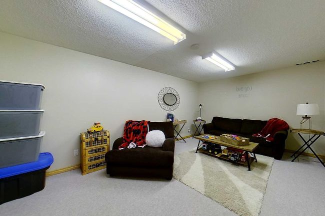 908 14 Avenue Se, Home with 4 bedrooms, 2 bathrooms and 5 parking in Slave Lake AB | Image 33