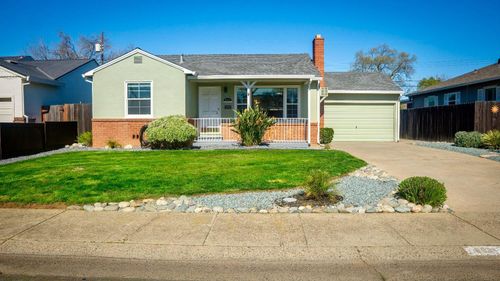 6651 9th Avenue, Sacramento, CA, 95820 | Card Image