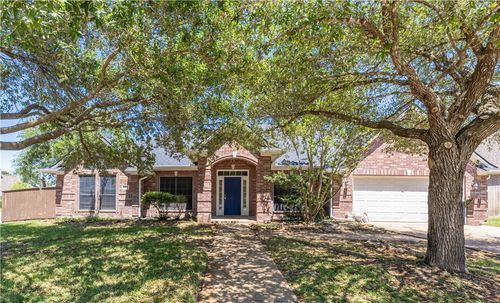 9301 Chadwick Ln, College Station, TX, 77845-8786 | Card Image