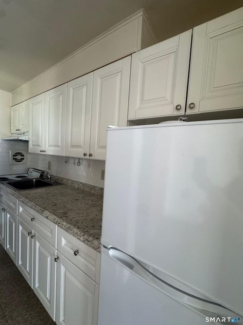 1st-165 Mckinley Ave, Bridgeport, CT, 06606-5555 | Card Image