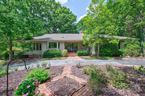 8 Blackberry Lane, Lake Wylie, SC, 29710 | Card Image