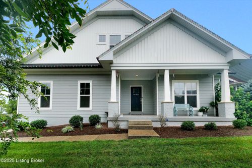 825 Artisan Pkwy, La Grange, KY, 40031-6922 | Card Image